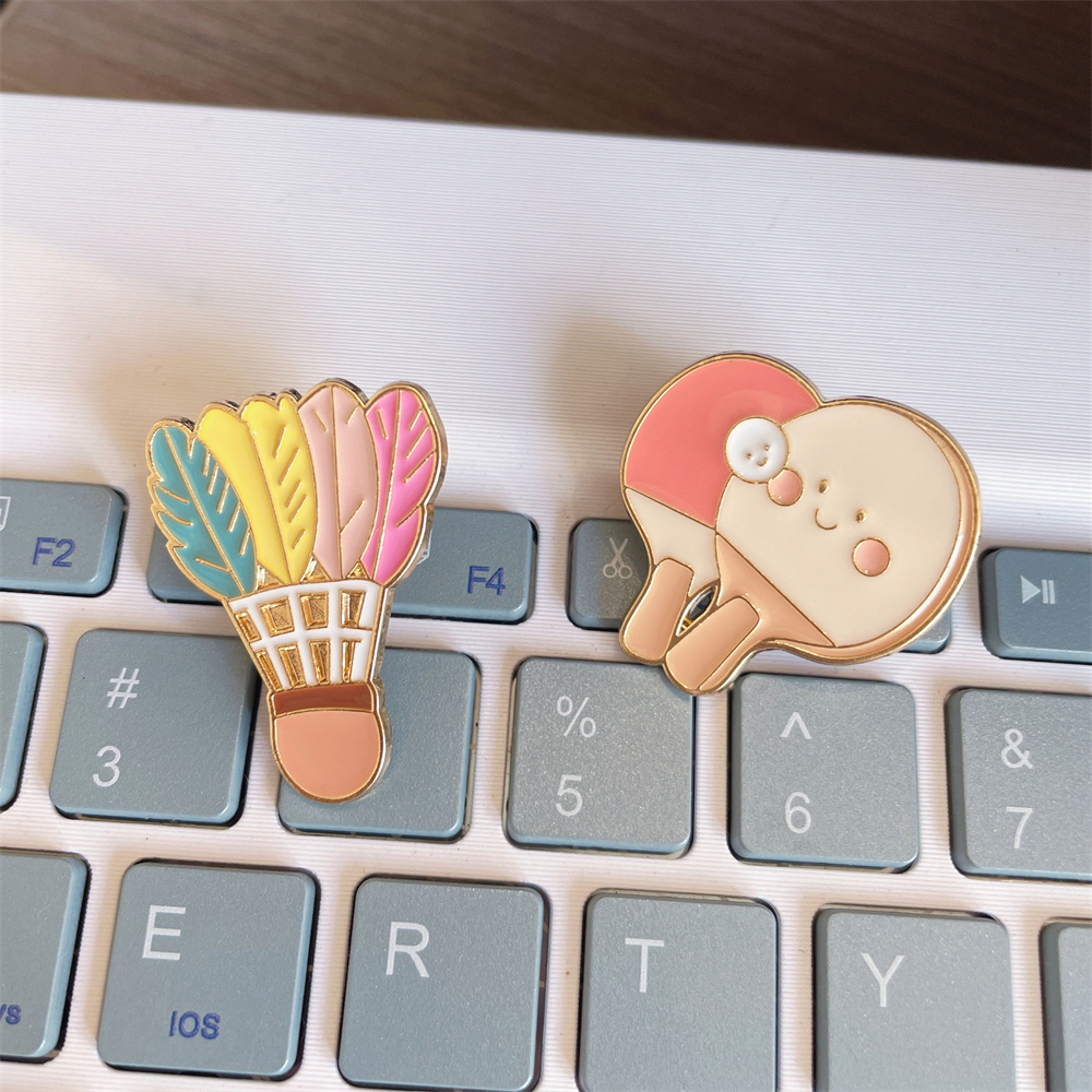 Zinc Alloy Brooches Stylish Ba - Table Tennis Daily recensione e prezzo